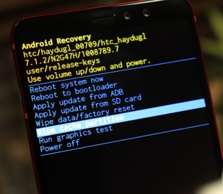 Résoudre les problèmes d'écran noir sur les téléphones Android - effacer la partition de cache